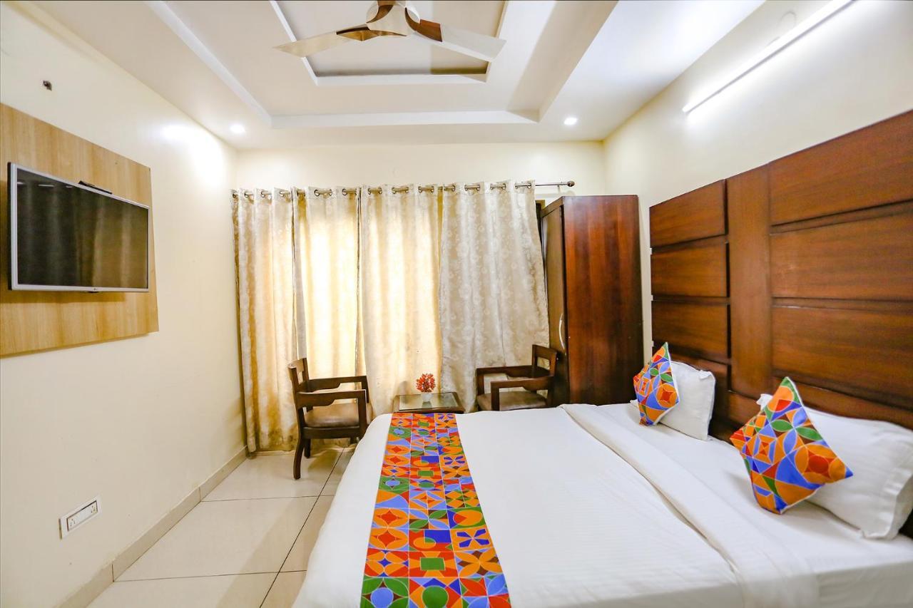 FabHotel Winter Line Inn Masuri Exterior foto