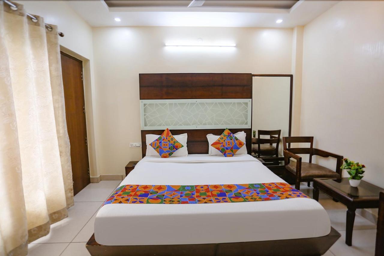 FabHotel Winter Line Inn Masuri Exterior foto