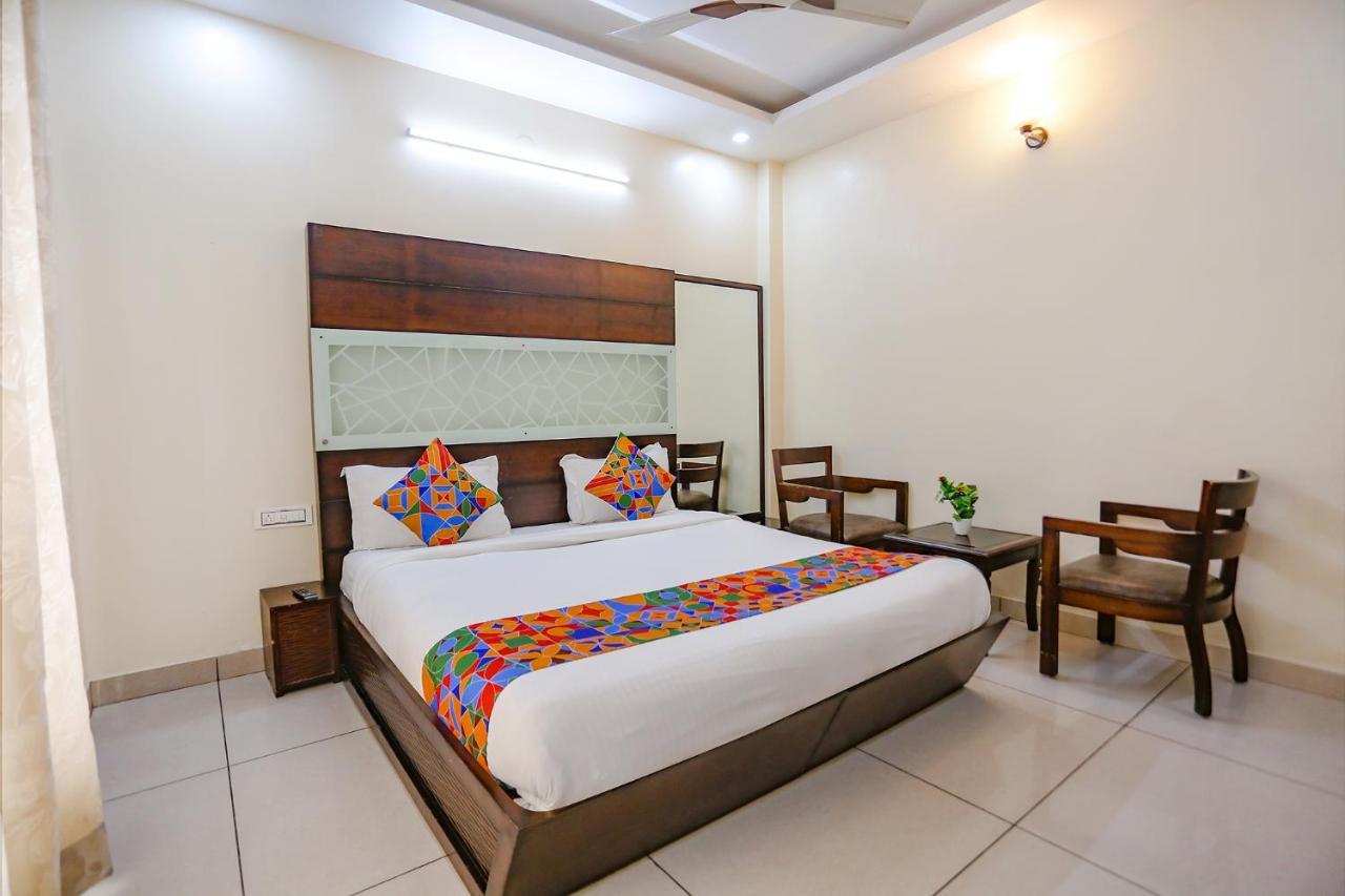 FabHotel Winter Line Inn Masuri Exterior foto